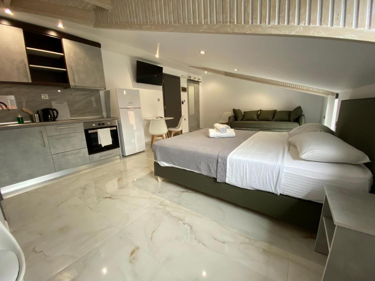 Hotel Almira Ajía Triáda Kültér fotó