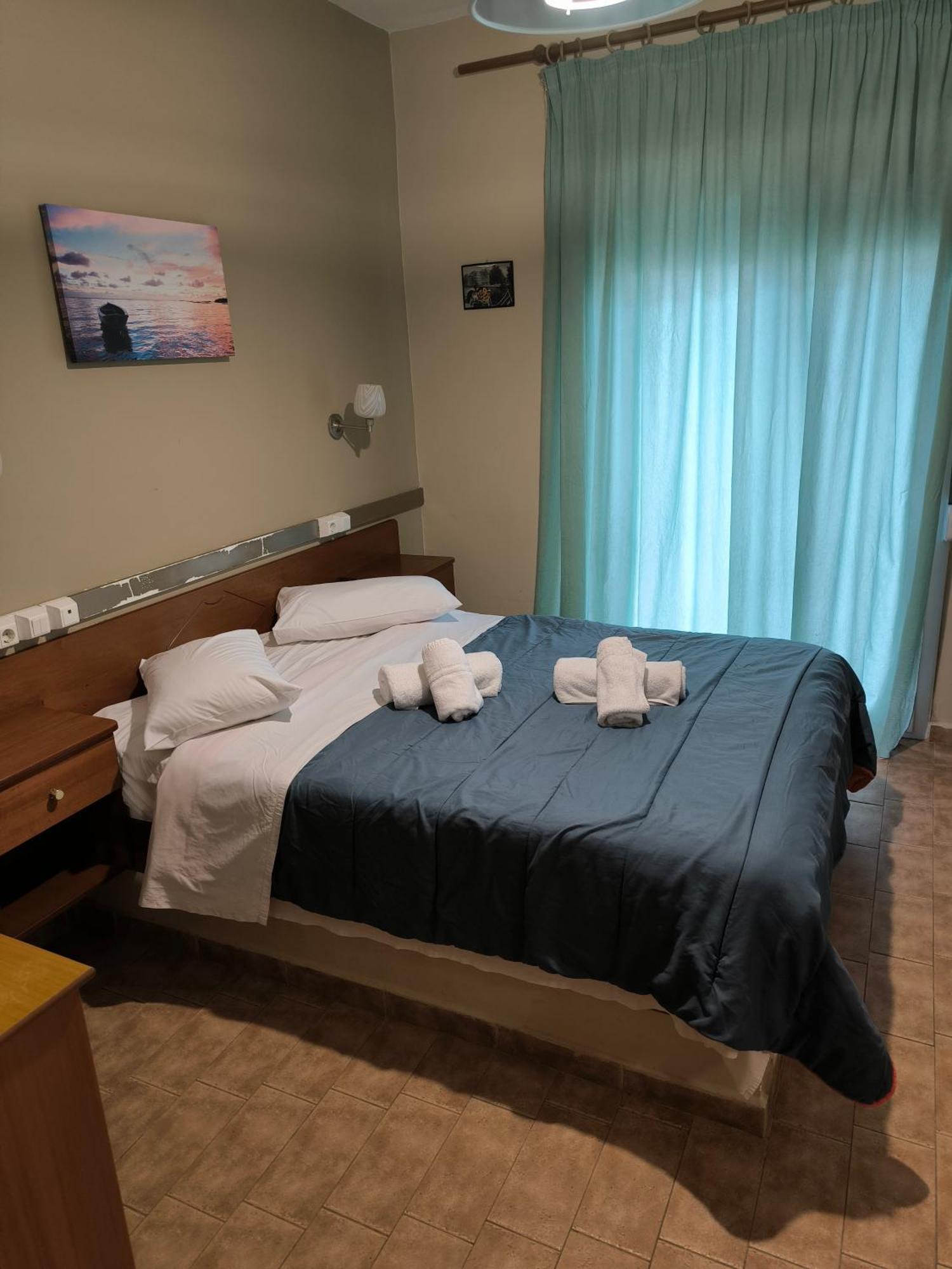 Hotel Almira Ajía Triáda Kültér fotó